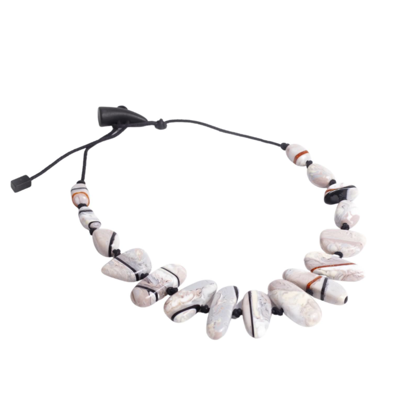 Colar Newanderthal 005257